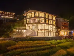 Yinhe Wild Luxury B&B (Longji Terraced Fields Observation Deck Branch)