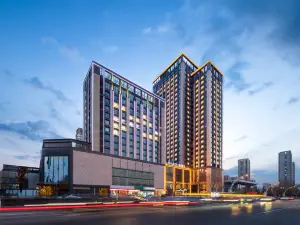 Lavande Hotel (LiaoYang City Center)