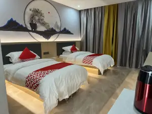 Tong Hotel