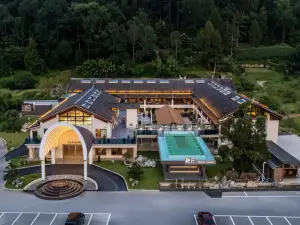 Rongzhuang Hot Spring Resort Hotel