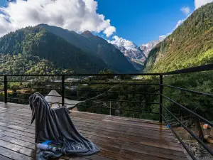 Yubeng Snow Mountain Vow Luxury Tent Hotel