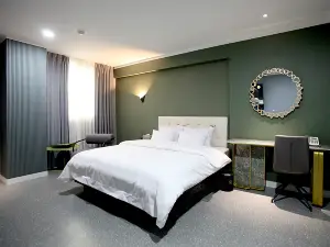 Baba Hotel Gimcheon