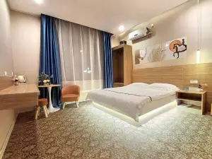 Guanghui Hotel