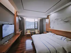 Mojiang XinXing Business Hotel