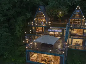 Shifang Banshan Commune Hotel