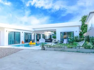 Natree Pool Villa Pattaya