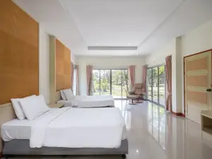 Thara Cholapruek Resort