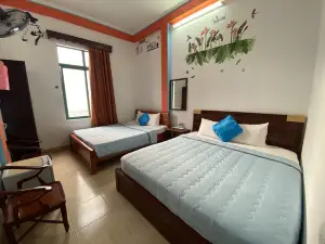 Alex Ha Long Hotel