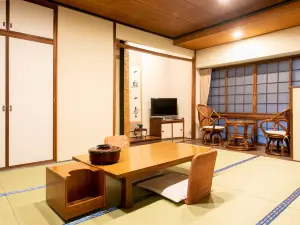 Hotel Sumire