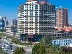 Kaifeng Yantong International Hotel (Qingming Shangheyuan Drum Tower Square)
