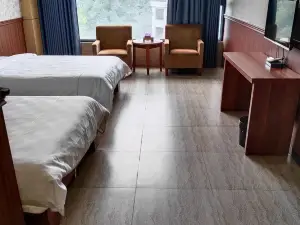 連平繡緞ホテル