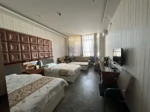 Zeppe South Xinjiang Hotel