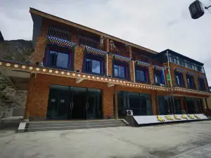Senhu Zhipan Hotel