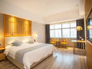 Venice International Hotel