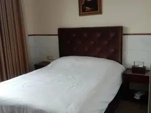 Gong County Hualin Grand Hotel