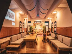 SIZHOU B&B