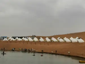 騰格里漠貝星空露營地