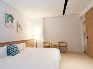 펑 치 인