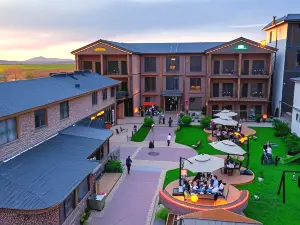 Western Meadow Resort