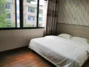 Rong'an Huaxin Hotel