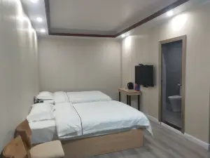 Chenzhou Hongdu Homestay (Suxianling Children's Hospital)