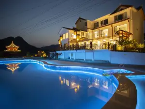 WuHe · Chunshan Luxury Lodge