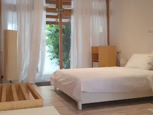 Origami Inn Himandhoo