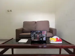 OYO 93053 Ziza Kost82 Syariah