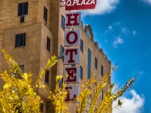 Queen Plaza Hotel