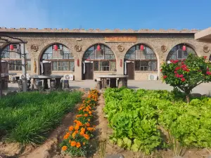 fangxiaohu farmhouse courtya