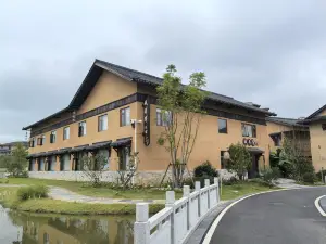 风荷举民宿(定南客家古城店)