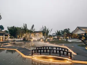 Qingshen Zhuli Courtyard