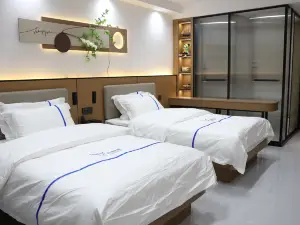 Arctic Village Songyuan Boutique Hotel