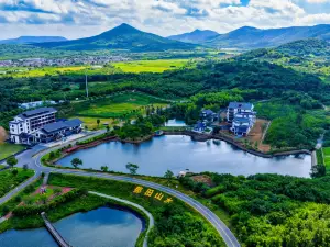 那田山水生態園酒店