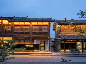 STAR KISMET ART HOTEL