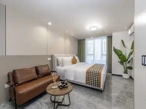 Fuzhou One-Bedroom Hotel Apartment (High-tech Zone Wanda Branch)