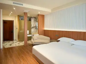 Anyu Hotel (Ulanqab Zhiyenight Railway Station)