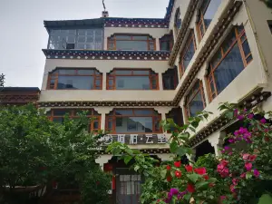 得荣阿村·云墅别院