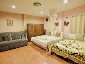 Phu Mork Dao Resort