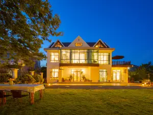 Floral Hotel· Yiding cottage Hotel (riverside Dingba store)