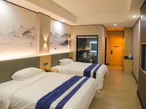 Qingzhu Optimized Hotel