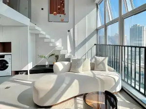 Zizaiju Loft Apartment Hotel