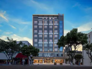 JI Hotel (Baoshan Yongchang Avenue)