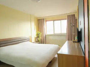 白塔莫斯科賓館