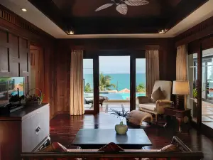 Rawi Warin Resort and Spa