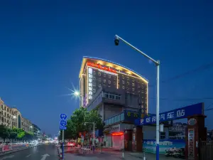 Motel 168 (Fuyang Funan Dicheng North Road)