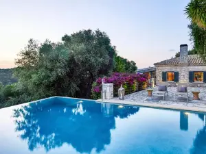 Ioli Villa Sivota - Beachfront Luxury Residence