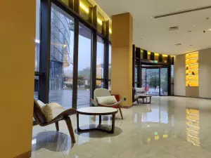 Four Seasons Hotel Yuecheng (East High-speed Railway Station)