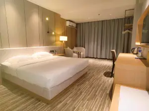 Laiwang Fashion Hotel (Wuzhou Wangcheng square)