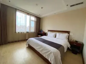 Xiuyan Yuhai Business Hotel